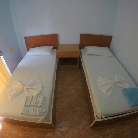 Hotel Elmar Golem (Tirana)
